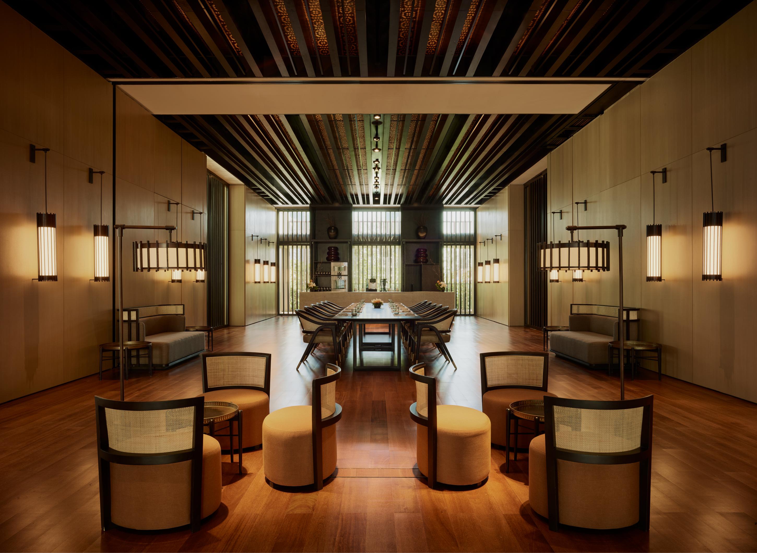The Ruma Hotel And Residences Куала Лумпур Екстериор снимка The interior of the lounge