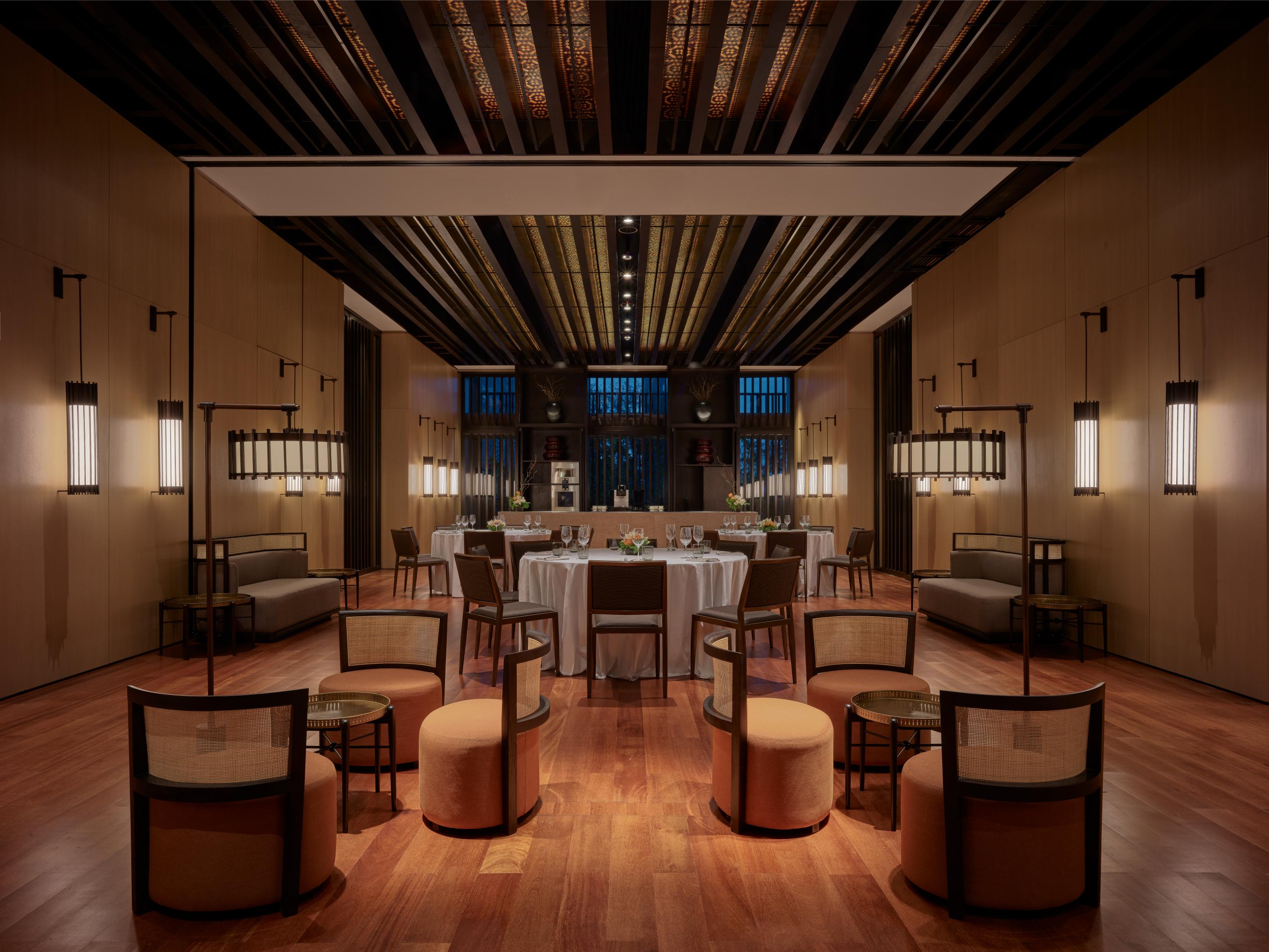 The Ruma Hotel And Residences Куала Лумпур Екстериор снимка The restaurant
